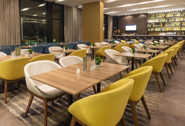 1776 New American Kitchen Restaurant ESTELAR Square Colombia - Medellin 1776 New American Kitchen Restaurant ESTELAR Square Colombia - Medellin