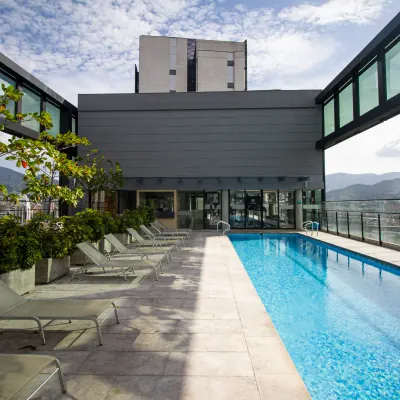 Swimming pool ESTELAR Square Colombia - Medellin Swimming pool ESTELAR Square Colombia - Medellin