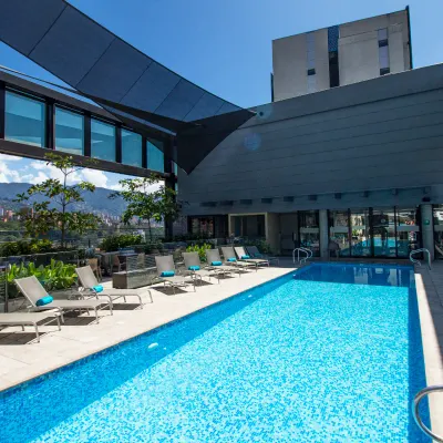 Swimming pool ESTELAR Square Colombia - Medellin Swimming pool ESTELAR Square Colombia - Medellin